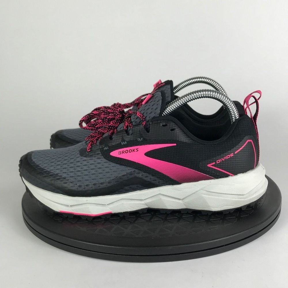 Brooks Divide 8 Black/Pink Trail Running Shoes 1203421B069 Women's Size 7.5 - Picture 8 of 13